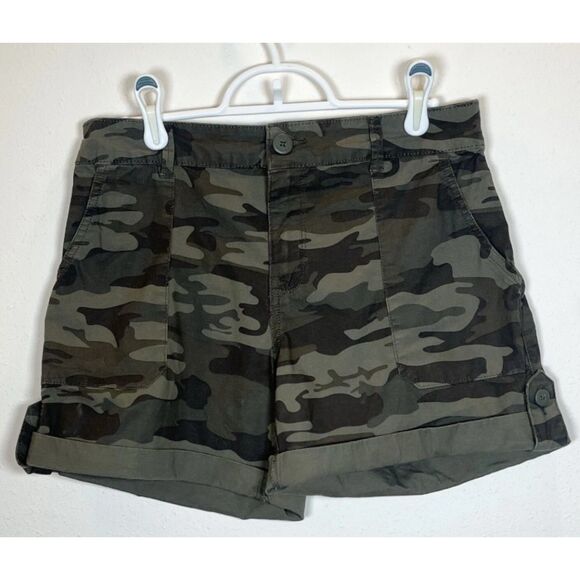 NEW Green Camo Sz Small Stretchy Cotton Cuffed Shorts SOCIAL STANDARDS SANCTUARY - Picture 3 of 9